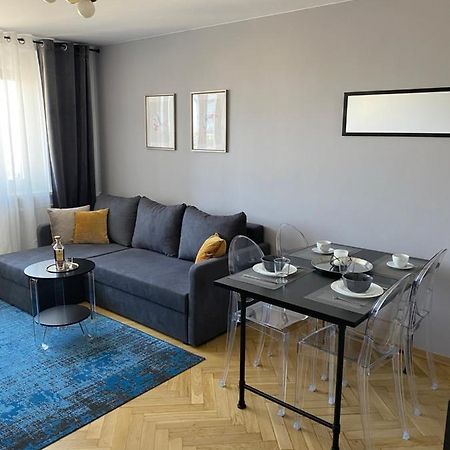 ワルシャワApartament Emilianアパートメント エクステリア 写真