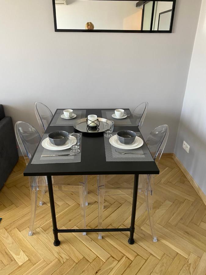 ワルシャワApartament Emilianアパートメント エクステリア 写真